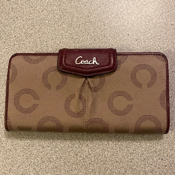 Coach Wallet! - Picture 1 of 4